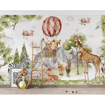 Suluboya Tarz Safari Hayvanlarının Mutlu Dünyası Çocuk Odası Duvar Kağıdı Modeli
